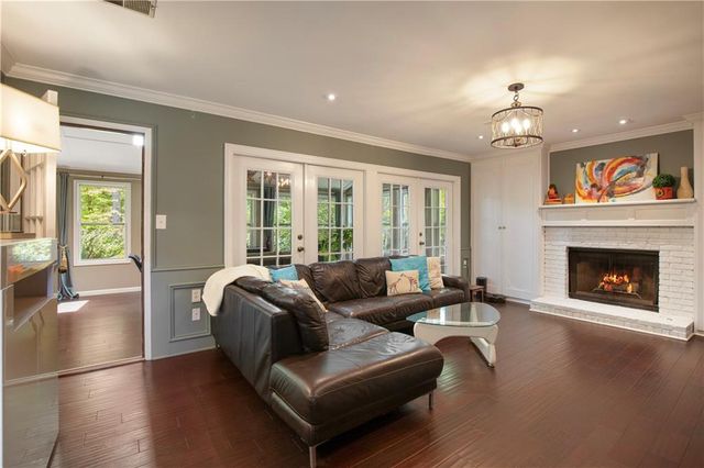 1522 Tennessee Walker Drive NE, Roswell, GA 30075