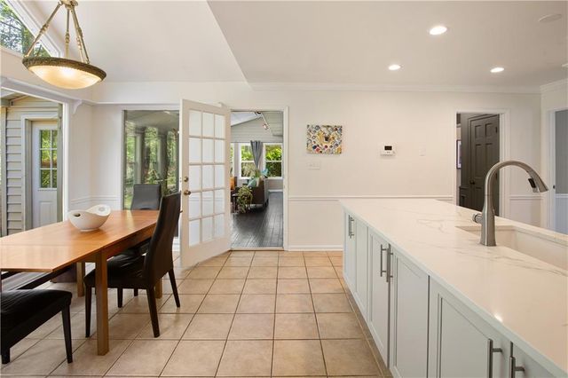 1522 Tennessee Walker Drive NE, Roswell, GA 30075