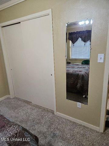 6 Shore Drive, Clinton, MS 39056