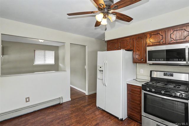 4 Patricia Court, Bethpage, NY 11714
