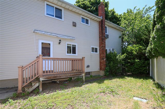 4 Patricia Court, Bethpage, NY 11714