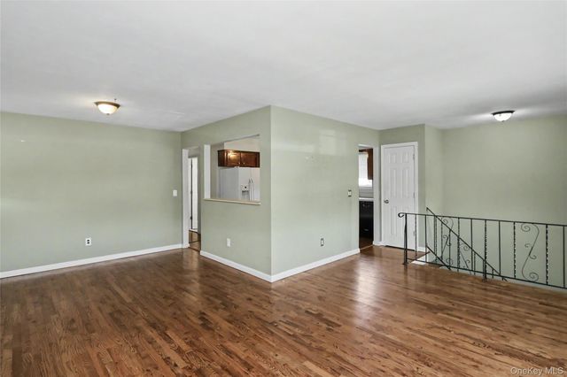 4 Patricia Court, Bethpage, NY 11714