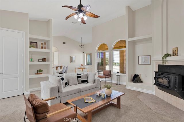 9452 Cedar Street, Oak Hills, CA 92344
