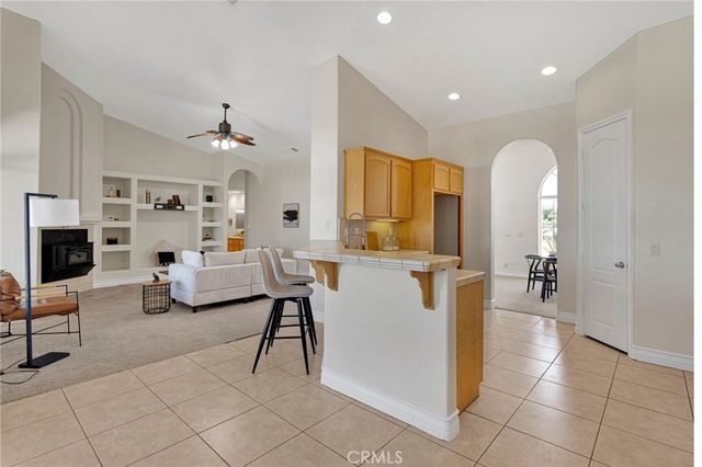 9452 Cedar Street, Oak Hills, CA 92344