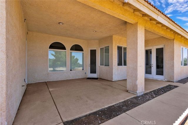 9452 Cedar Street, Oak Hills, CA 92344