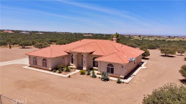 9452 Cedar Street, Oak Hills, CA 92344