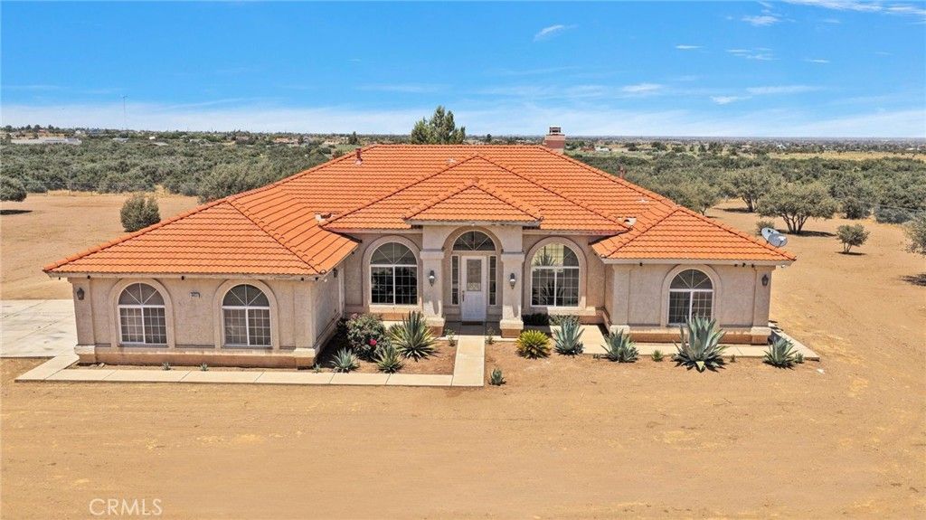9452 Cedar Street, Oak Hills, CA 92344