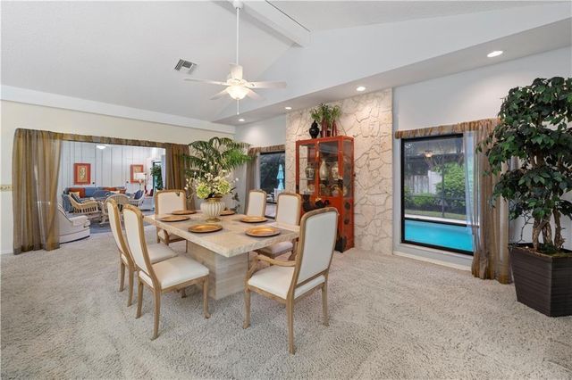 1330 Shorewinds Lane, Vero Beach, FL 32963