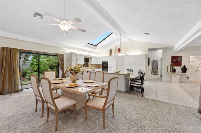 1330 Shorewinds Lane, Vero Beach, FL 32963