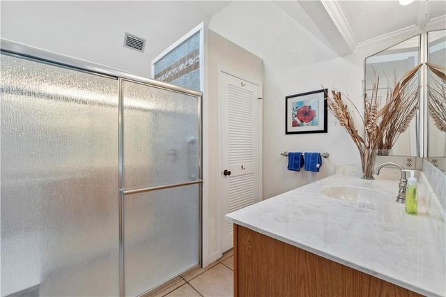 1330 Shorewinds Lane, Vero Beach, FL 32963