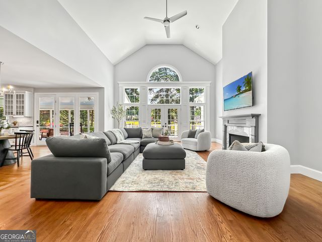 30 Inverness Way, Newnan, GA 30265