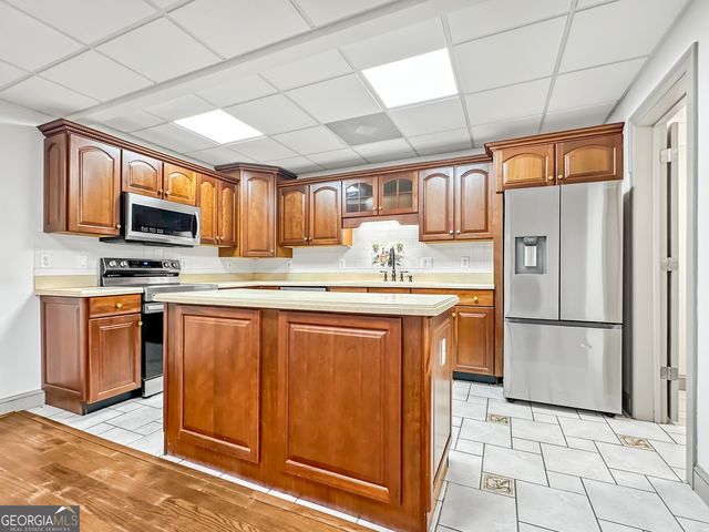 30 Inverness Way, Newnan, GA 30265