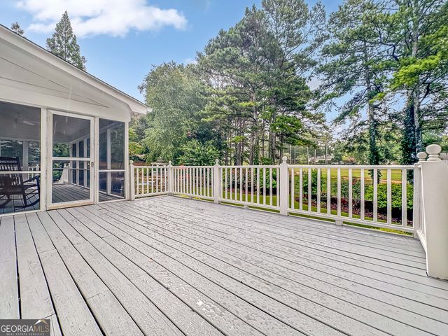 30 Inverness Way, Newnan, GA 30265