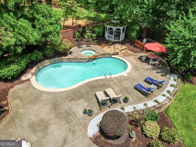 30 Inverness Way, Newnan, GA 30265