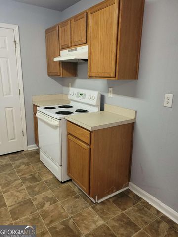 10221 Deep Creek Place, Union City, GA 30291