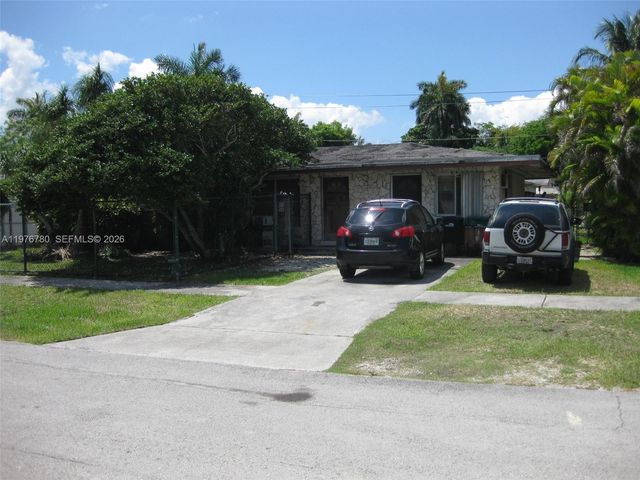 655 SW 4th Ter, Florida City, FL 33034