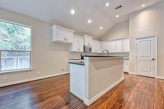 150 W Heritage Mill Circle, Tomball, TX 77375