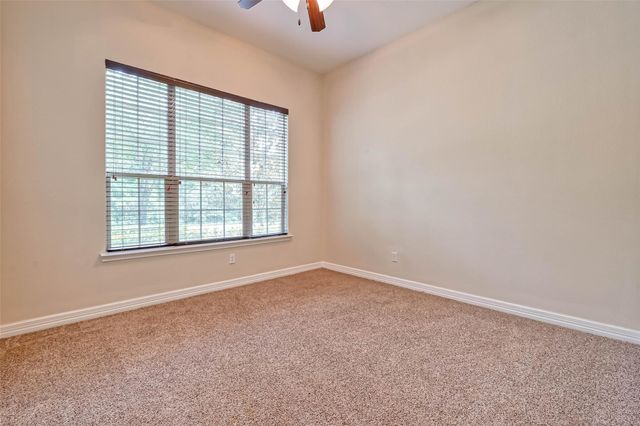 150 W Heritage Mill Circle, Tomball, TX 77375