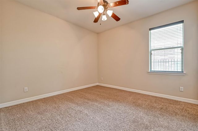 150 W Heritage Mill Circle, Tomball, TX 77375