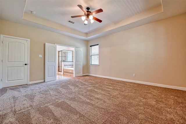 150 W Heritage Mill Circle, Tomball, TX 77375
