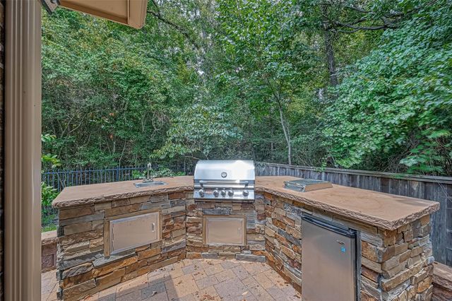 150 W Heritage Mill Circle, Tomball, TX 77375