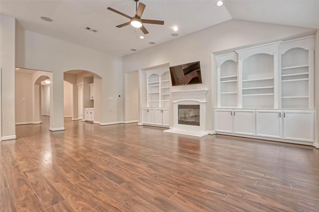 150 W Heritage Mill Circle, Tomball, TX 77375