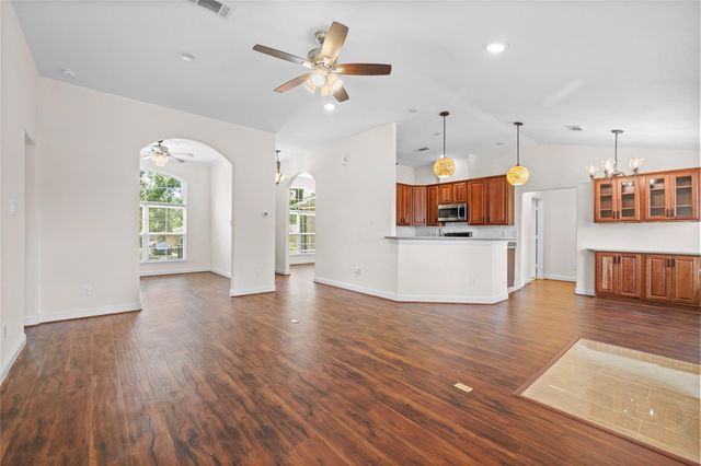 7214 Deep Forest Drive, Houston, TX 77088