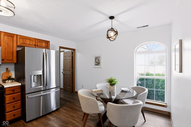 10680 Ashview Drive, Fishers, IN 46038