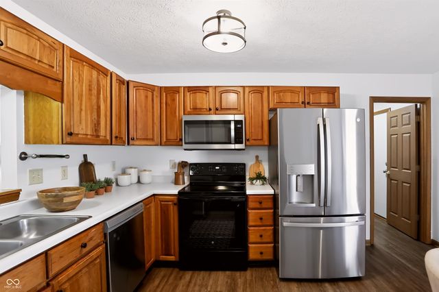 10680 Ashview Drive, Fishers, IN 46038