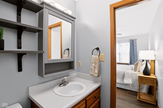 10680 Ashview Drive, Fishers, IN 46038
