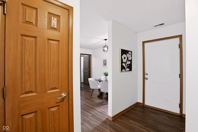 10680 Ashview Drive, Fishers, IN 46038