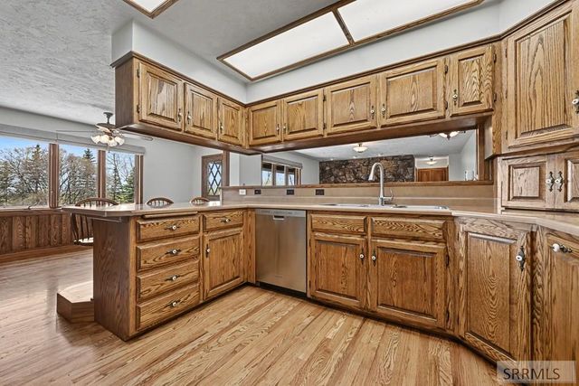 435 N 1500 E, St Anthony, ID 83445