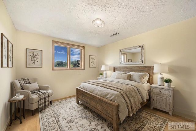 435 N 1500 E, St Anthony, ID 83445
