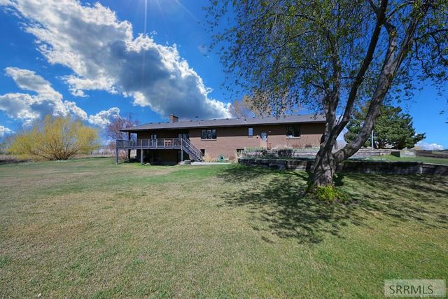 435 N 1500 E, St Anthony, ID 83445