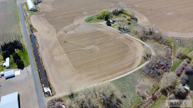 435 N 1500 E, St Anthony, ID 83445