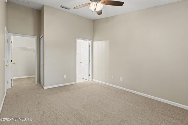 7043 DEER LODGE Circle 110, Jacksonville, FL 32256