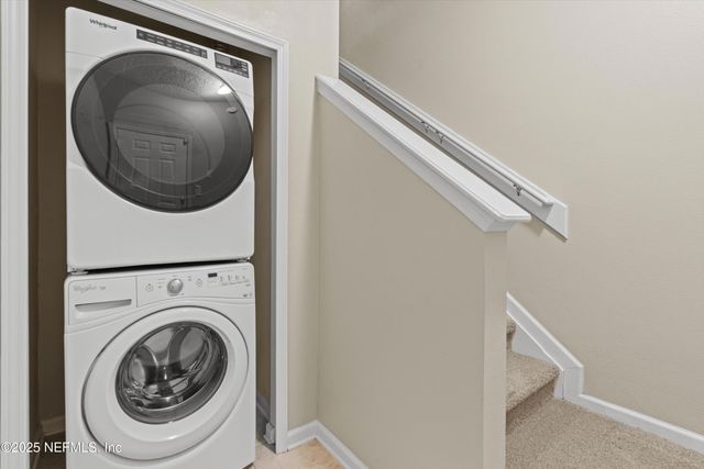 7043 DEER LODGE Circle 110, Jacksonville, FL 32256