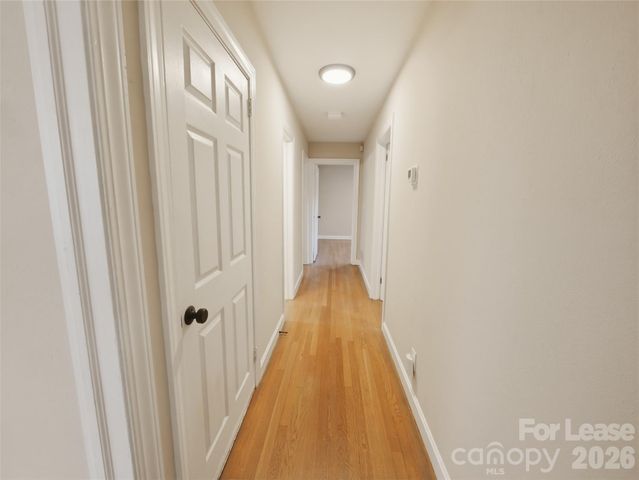 765 8th Avenue Drive SE, Hickory, NC 28602