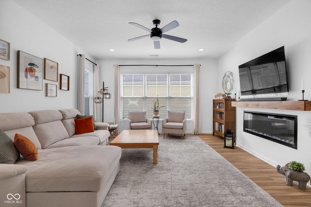 2921 Bolton Square Boulevard, Indianapolis, IN 46222