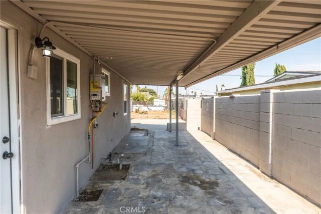 109 S Joyce Avenue, Rialto, CA 92376