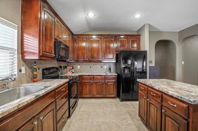4516 Remuda Lane, Denton, TX 76226