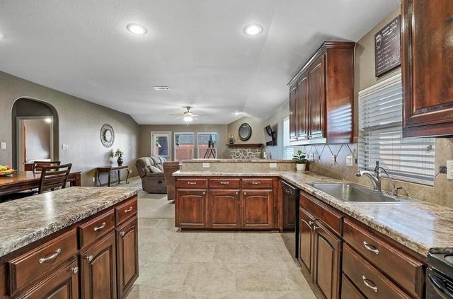 4516 Remuda Lane, Denton, TX 76226