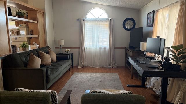 3727 Equation Rd, Pomona, CA 91767