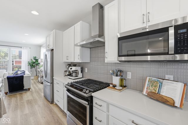 465 E 19th Street, Indianapolis, IN 46202