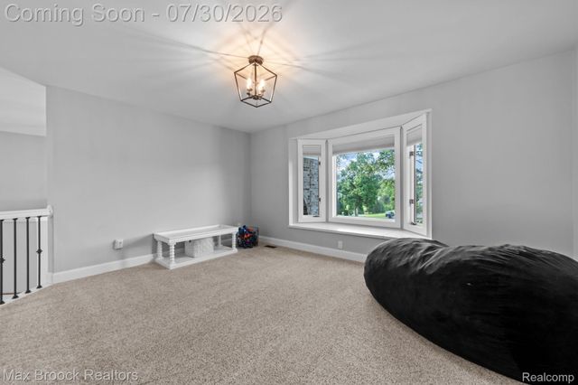 6827 Strawberry Lane, Independence Charter Township, MI 48348