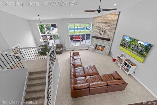 6827 Strawberry Lane, Independence Charter Township, MI 48348