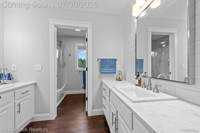 6827 Strawberry Lane, Independence Charter Township, MI 48348