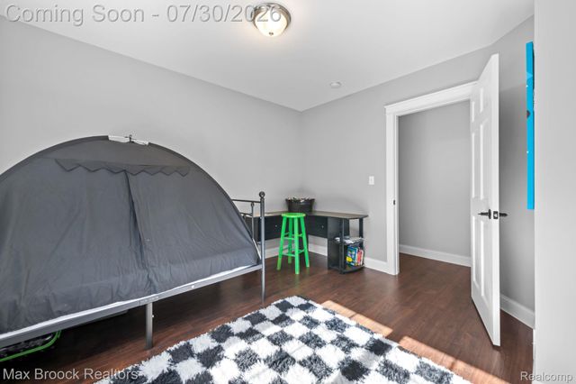 6827 Strawberry Lane, Independence Charter Township, MI 48348