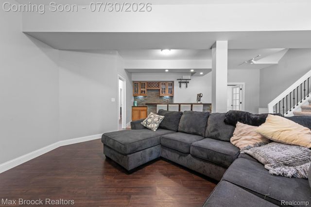 6827 Strawberry Lane, Independence Charter Township, MI 48348