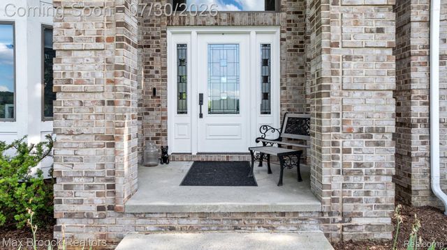 6827 Strawberry Lane, Independence Charter Township, MI 48348